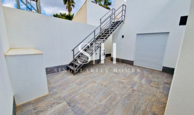 Odsprzedaż - Dom - Avileses