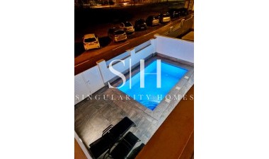 Odsprzedaż - Dom - Avileses