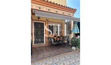 Resale - Villa - Orihuela Costa - Playa Flamenca