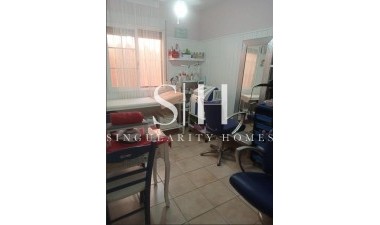 Resale - Villa - Orihuela Costa - Playa Flamenca