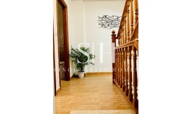 Resale - House - Orihuela Costa - Los Almendros-la Florida