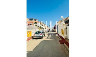 Återförsäljning - Lägenhet / lägenhet - Torrevieja - Torretas