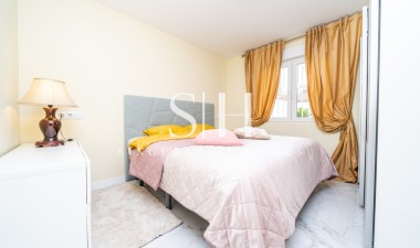 Herverkoop - Bungalow - Torrevieja - Torretas