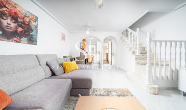 Återförsäljning - Hus - Orihuela Costa - Los Almendros - La Florida