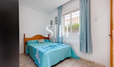 Resale - Villa - Orihuela Costa - Villamartín-las Filipinas