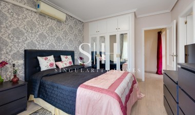 Resale - Villa - Orihuela Costa - Villamartín-las Filipinas