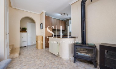Resale - Villa - Orihuela Costa - Villamartín-las Filipinas
