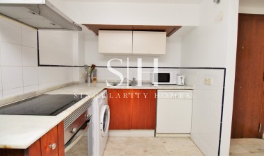 Återförsäljning - Lägenhet / lägenhet - Orihuela Costa - Punta Prima