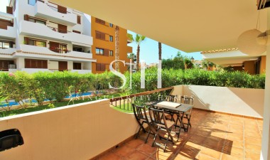 Återförsäljning - Lägenhet / lägenhet - Orihuela Costa - Punta Prima