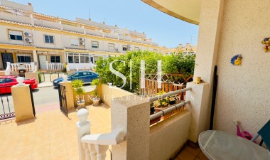Resale - Bungalow - Orihuela Costa - Villamartín-las Filipinas