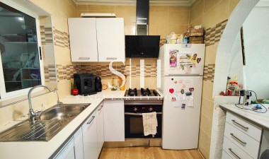 Resale - Villa - San Miguel de Salinas - Inland