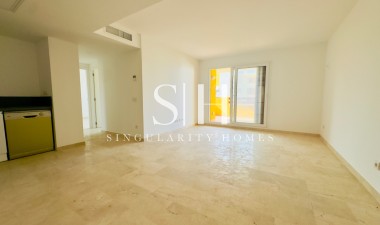 Resale - Apartment / flat - Orihuela Costa - Punta Prima