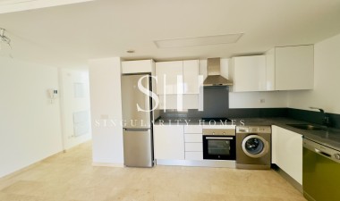 Resale - Apartment / flat - Orihuela Costa - Punta Prima