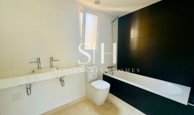 Resale - Apartment / flat - Orihuela Costa - Punta Prima