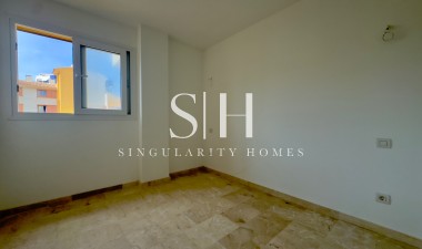 Resale - Apartment / flat - Orihuela Costa - Punta Prima