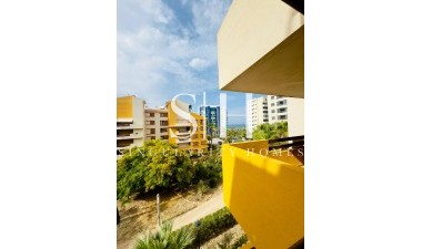 Resale - Apartment / flat - Orihuela Costa - Punta Prima