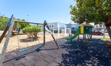 Wiederverkauf - Bungalow - Orihuela Costa - Punta Prima