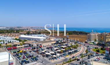 Wiederverkauf - Bungalow - Orihuela Costa - Punta Prima