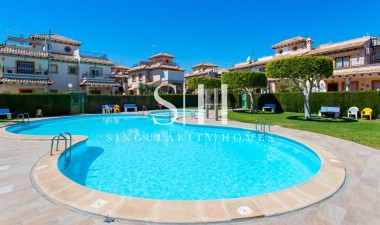 Wiederverkauf - Bungalow - Orihuela Costa - Punta Prima