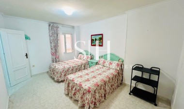 Resale - Apartment / flat - Torrevieja - Playa de los Locos