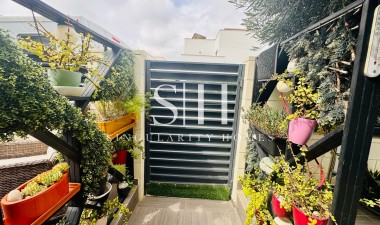 Resale - House - Ciudad Quesada