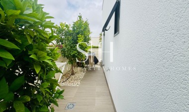 Resale - House - Ciudad Quesada