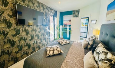 Resale - House - Ciudad Quesada