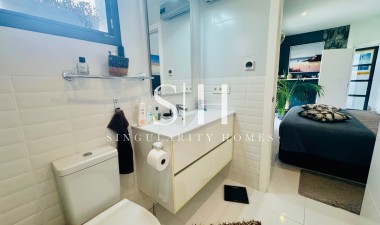 Resale - House - Ciudad Quesada