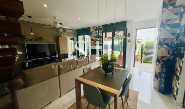 Resale - House - Ciudad Quesada