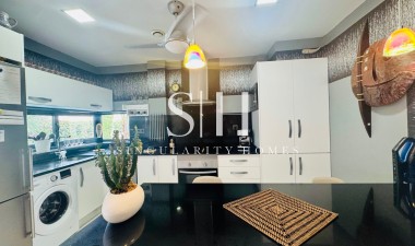 Resale - House - Ciudad Quesada