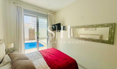 Reventa - Villa - Ciudad Quesada - Dona Pepa