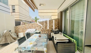 Reventa - Villa - Ciudad Quesada - Dona Pepa