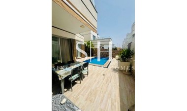 Reventa - Villa - Ciudad Quesada - Dona Pepa