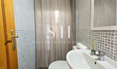 Resale - House - Torrevieja - Aguas Nuevas