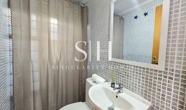 Resale - House - Torrevieja - Aguas Nuevas