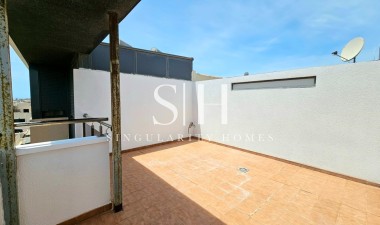 Resale - House - Torrevieja - Aguas Nuevas