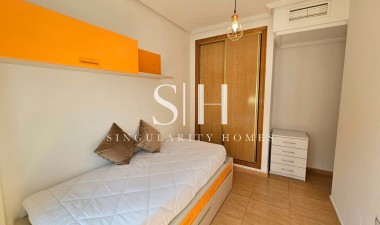 Resale - House - Torrevieja - Aguas Nuevas