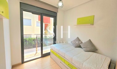 Resale - House - Torrevieja - Aguas Nuevas