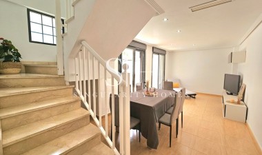 Resale - House - Torrevieja - Aguas Nuevas