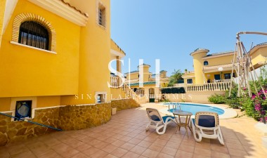 Resale - Villa - Orihuela Costa - PAU 26