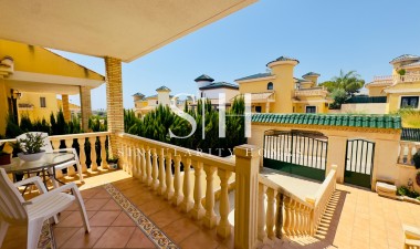 Resale - Villa - Orihuela Costa - PAU 26