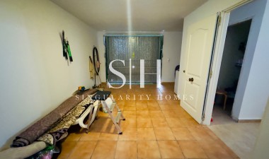 Resale - Villa - Orihuela Costa - PAU 26