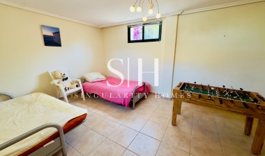 Resale - Villa - Orihuela Costa - PAU 26