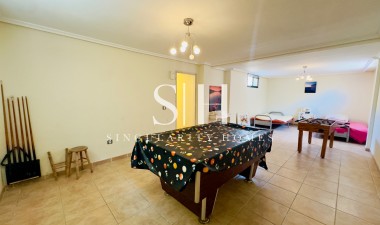 Resale - Villa - Orihuela Costa - PAU 26