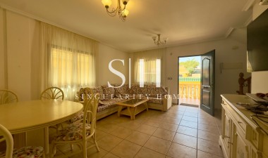 Resale - Villa - Orihuela Costa - PAU 26