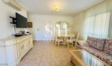 Resale - Villa - Orihuela Costa - PAU 26