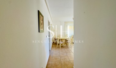 Resale - Villa - Orihuela Costa - PAU 26