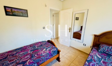 Resale - Villa - Orihuela Costa - PAU 26