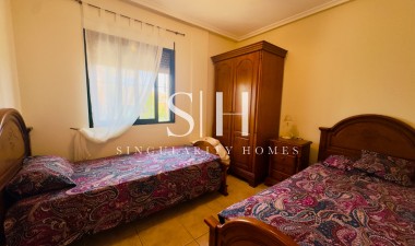 Resale - Villa - Orihuela Costa - PAU 26