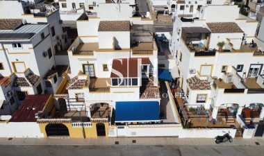 Återförsäljning - Villa - Torrevieja - Los balcones